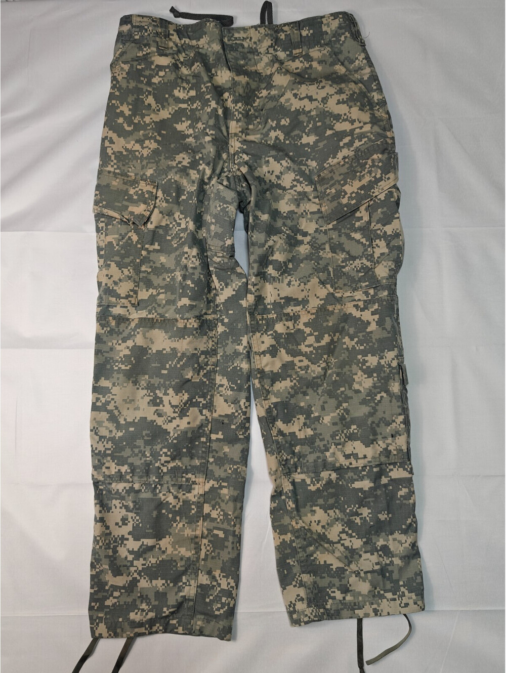 USGI Army ACU Combat Pants Medium Short UCP Camo NSN 8415-01-585-0577